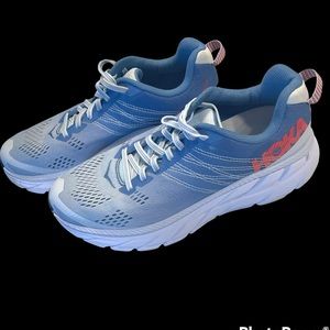 Hoka ONE Clifton 6 running shoes